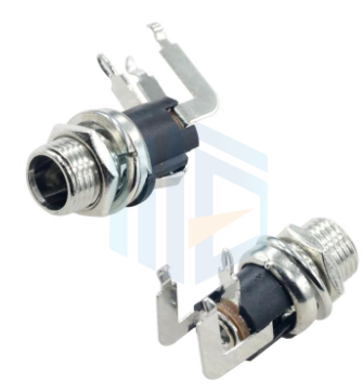 TYPE-C母座高速传输技术演进的兼容性挑战